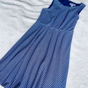 Slim fit in-fashion dress